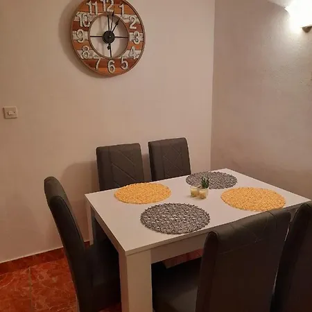 Apartman Analena Apartment